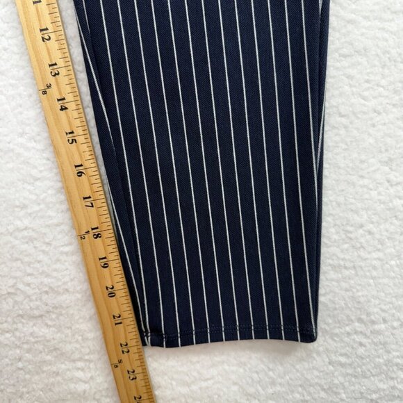 Time & True Capri Pull On Pinstriped Pants Stretch Nautical Preppy Navy XXL NWOT - Picture 10 of 11